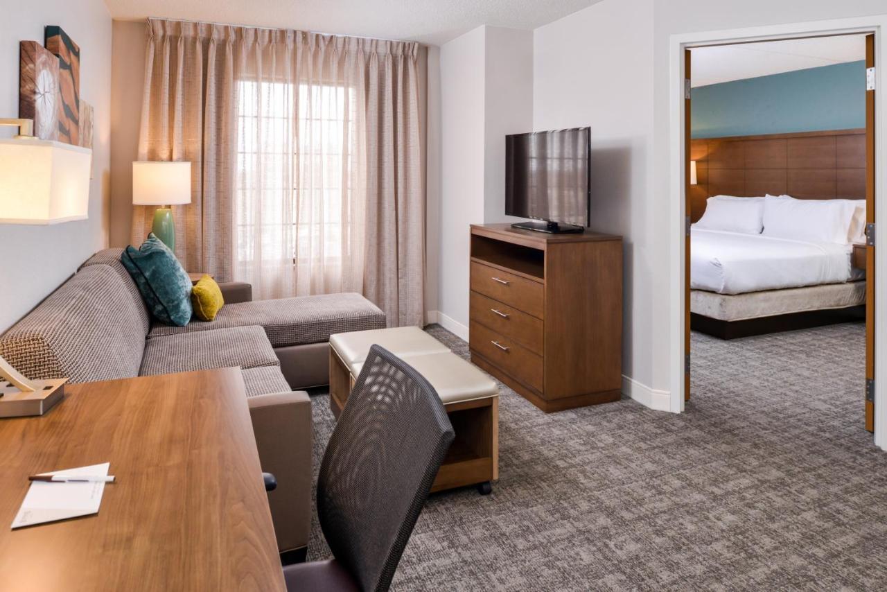 Staybridge Suites Indianapolis Downtown-Convention Center By Ihg Exteriör bild